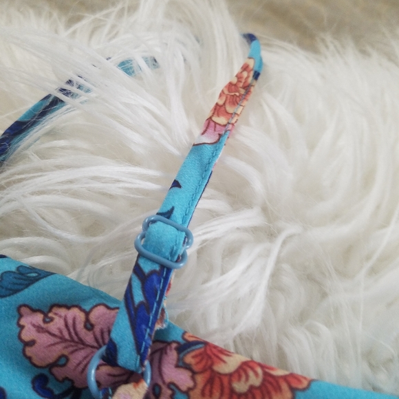 Floral Boho crop top and ruffled mini - Picture 5 of 6